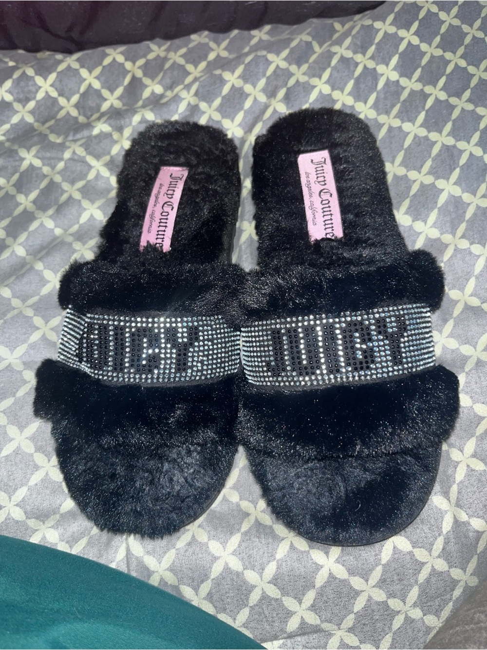 NWOT Juicy Couture Black Faux-Fur Slide Sandals with Crystal Logo Strap